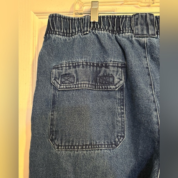 Elastic Waist Petite Jeans - Picture 5 of 8